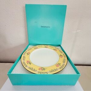 Vintage Tiffany & Co. 2 Pcs Set 7” Porcelain Dessert Plates in Pink Tulip (NIB)